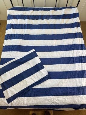 Pottery Barn Kids TWIN Stripe Duvet Cover & Sham, Navy & White Stripes